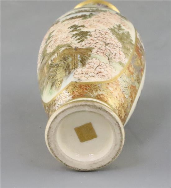 A fine Japanese Satsuma pottery ovoid vase, by Yabu Meizan, Meiji period, H.11cm